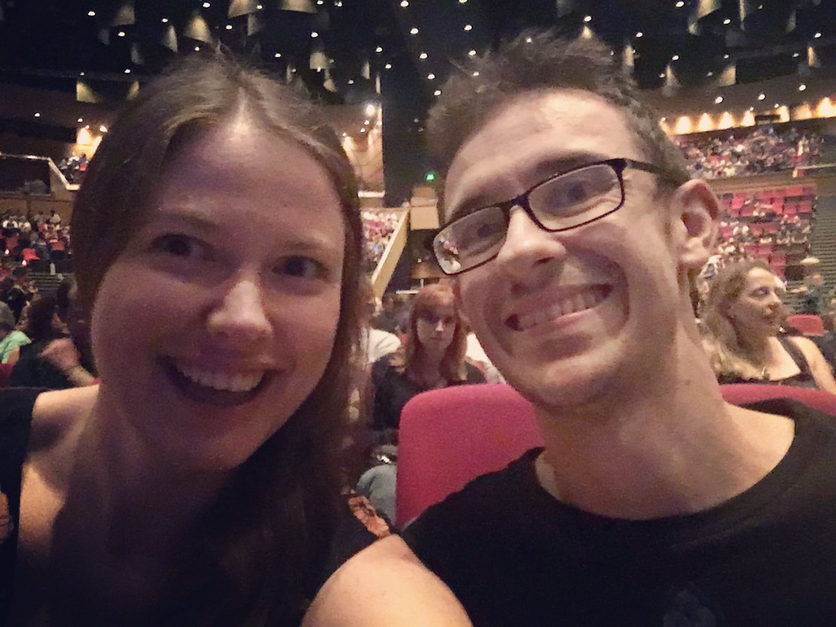 AnnaOsetroff's tweet image. Our 3rd Evanescence concert together! Amazing as always 😍😍😍 Let me know if you need a photo shoot while you’re here @AmyLeeEV amylee ☺️ #evanescence #brisbane #friends #fans #bcec #amylee #thirdconcert #music