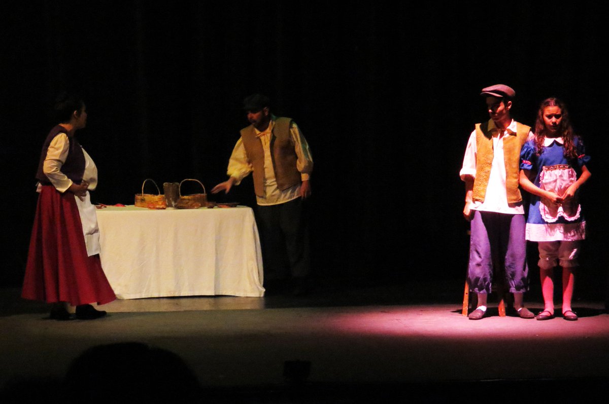 wulliams's tweet photo. TE ESPERAMOS HOY

@CyTProducciones te invita a disfrutar de la obra de TeatroInfantil #HanselyGrettel_CyT en los espacios del @teatroucab

Los esperamos el #sáb10 #dom11 #sáb17 y #dom18 de #feb #3pm

Entradas por @ticketmundo_ve

#Funcion | #Teatro | #Infantil | #FinDeSemana https://t.co/n3Yda3yDQB