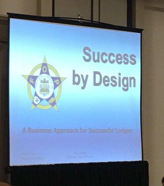 LtDonnyShaw263's tweet photo. Success by Design presented by @GLFOP National Secretary Pat Yoes #LeadershipMatters 2018 #FOPLeadership https://t.co/BtTDpTznxe
