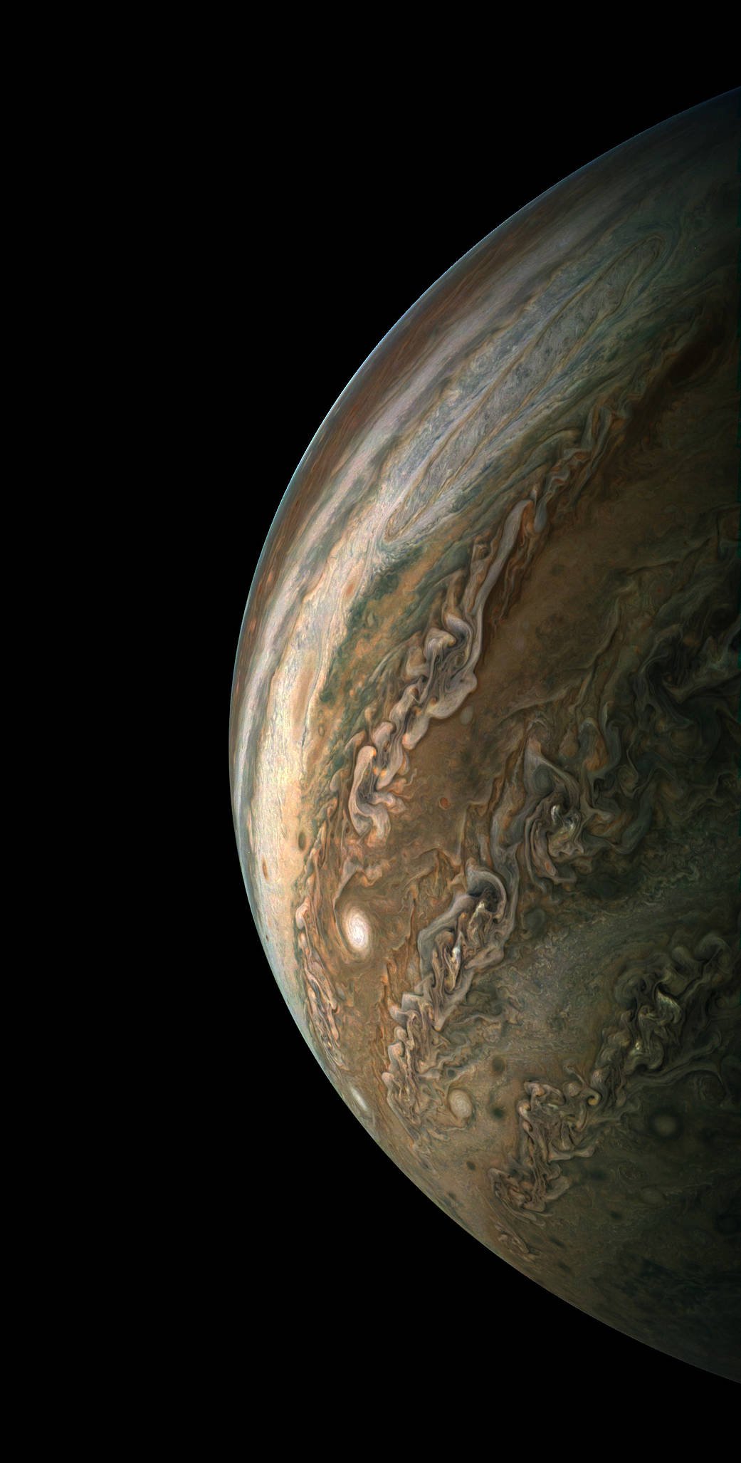 ট ইট র 葛野山河 Nasa が 木星 探査機 ジュノー による最新の木星の画像を公開しました 今回も ジュノーカム の生データを民間科学者が画像処理したものです オリジナルデータとしては1800 5400の超巨大な高解像度画像です オリジナル画像とnasaの記事