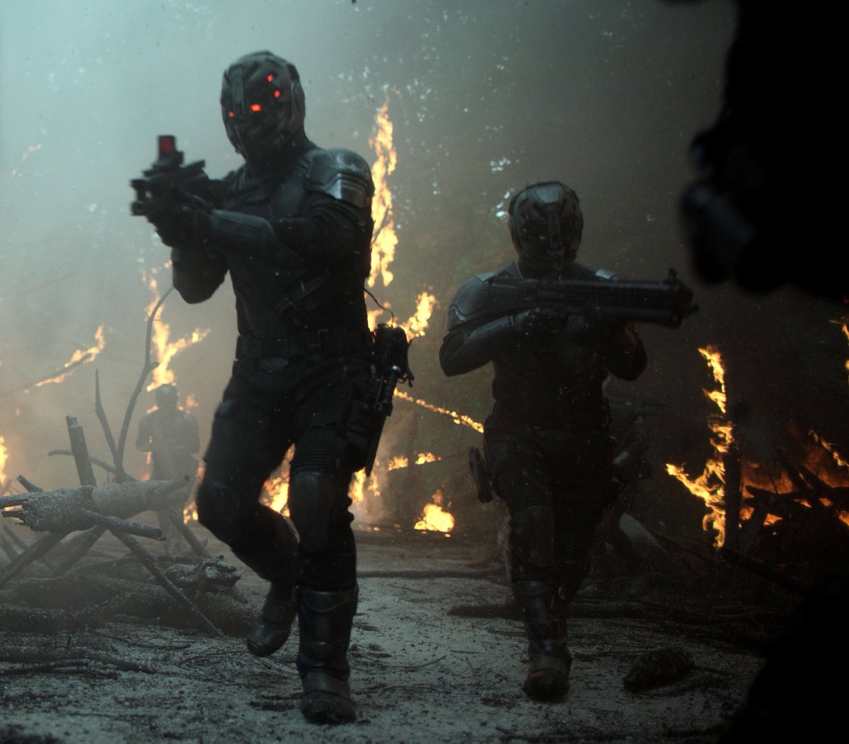 Try this over the space of a week -
Watch the new ‘Bladerunner’
Read ‘Ready Player One’
Watch the firs two episodes of ‘Altered Carbon’
Become paranoid about the apparently inevitable dystopian futures.
😧