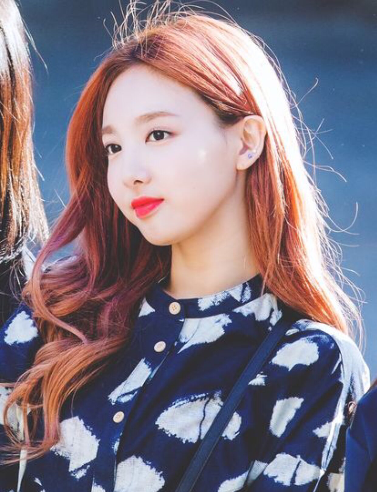 Twitter 上的 임나연 暗い色も似合うけど私は赤髪がとてもすき ナヨン Imnayeon ナヨン赤髪 Twice Oncert Twice好きと繋がりたい T Co H5iattegu1 Twitter