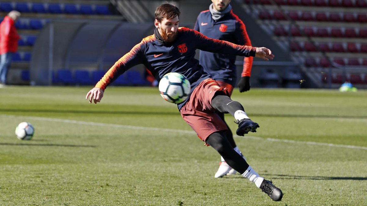 FCBarcelona_es's tweet photo. 🔥 Leo #Messi 🔥
🔵🔴 #ForçaBarça https://t.co/oZphctuGzx