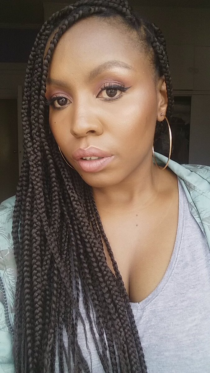 pixiestateomind's tweet photo. Still sick but my sister has an extra ticket to #ultrajhb and im going cos ngithanda izinto. At least I look cute. https://t.co/8tw7eUb6H7