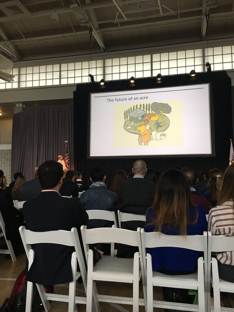 nikhila127's tweet photo. “Every client we serve is an individual, and every individual is equal on this planet” @OneAcreFund #SECON2018 #stayinMA https://t.co/7vAuU43IEL
