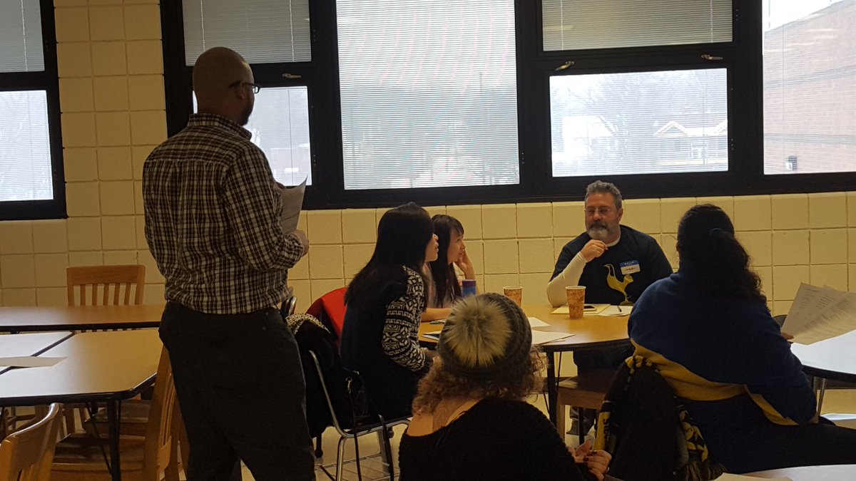EricGordon_CEO's tweet photo. Excellent teachers #TeachingCleveland at work at today's @CLEMetroSchools @CTU279 Excellence in Teaching Showcase, supporting CMSD's newer teachers! https://t.co/RQs6YFqkkz