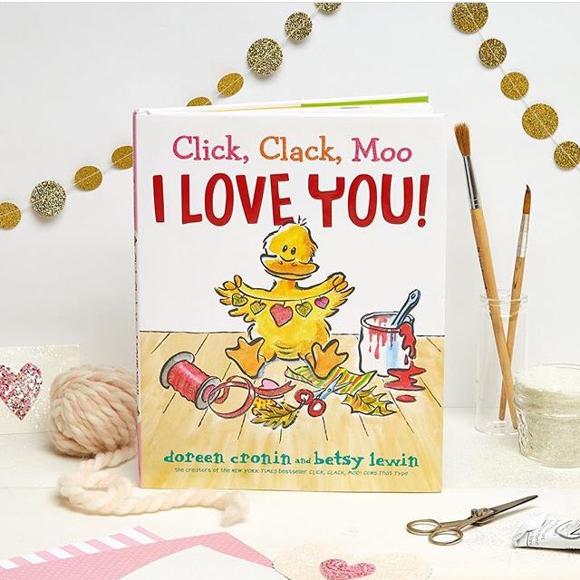 We’re celebrating Valentine’s Day at #BNStorytime today at 11 am with #ClickClackMoo: I Love You! Make Valentines with us. 💕