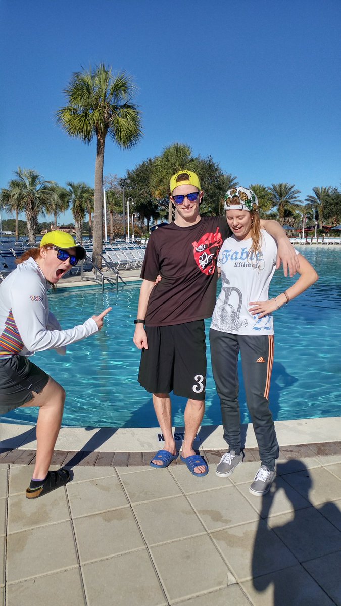 "Woah! Would ya look at those good lookin captains?!" I mean that's most likely what Molly was saying, right?
#reppingourfaveteams
#genderequity
<a href="/FableUltimate/">Fable</a>