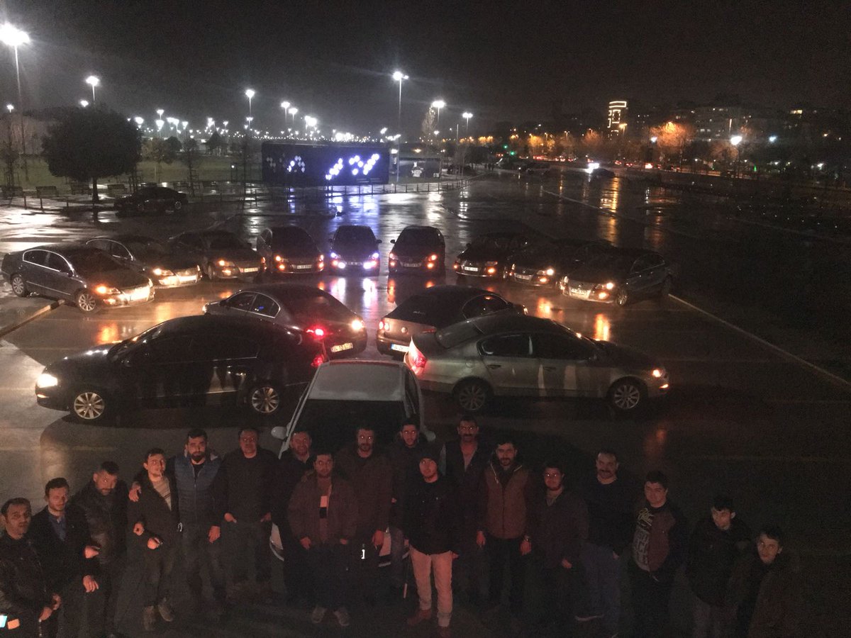 B6Passat's tweet photo. Ayyıldız İstanbul buluşması... https://t.co/5TMbTNku3n