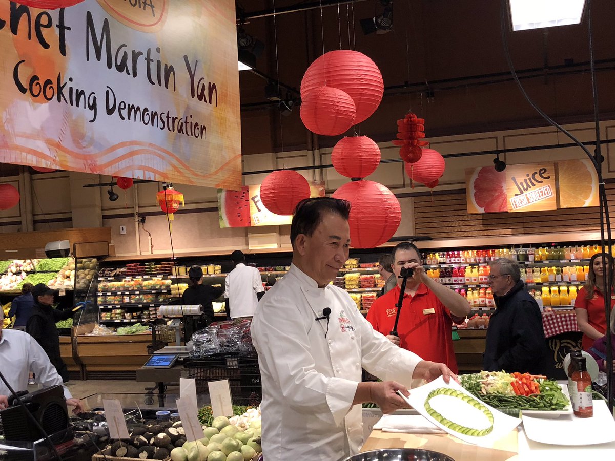 MelissasProduce's tweet photo. ICYMI: #ChefMartinYan is at @wegmans in Fairfax, VA talking tips, tricks &amp; cooking up the finest Asian vegetables. Come join us today! https://t.co/xhlw3bSbzf