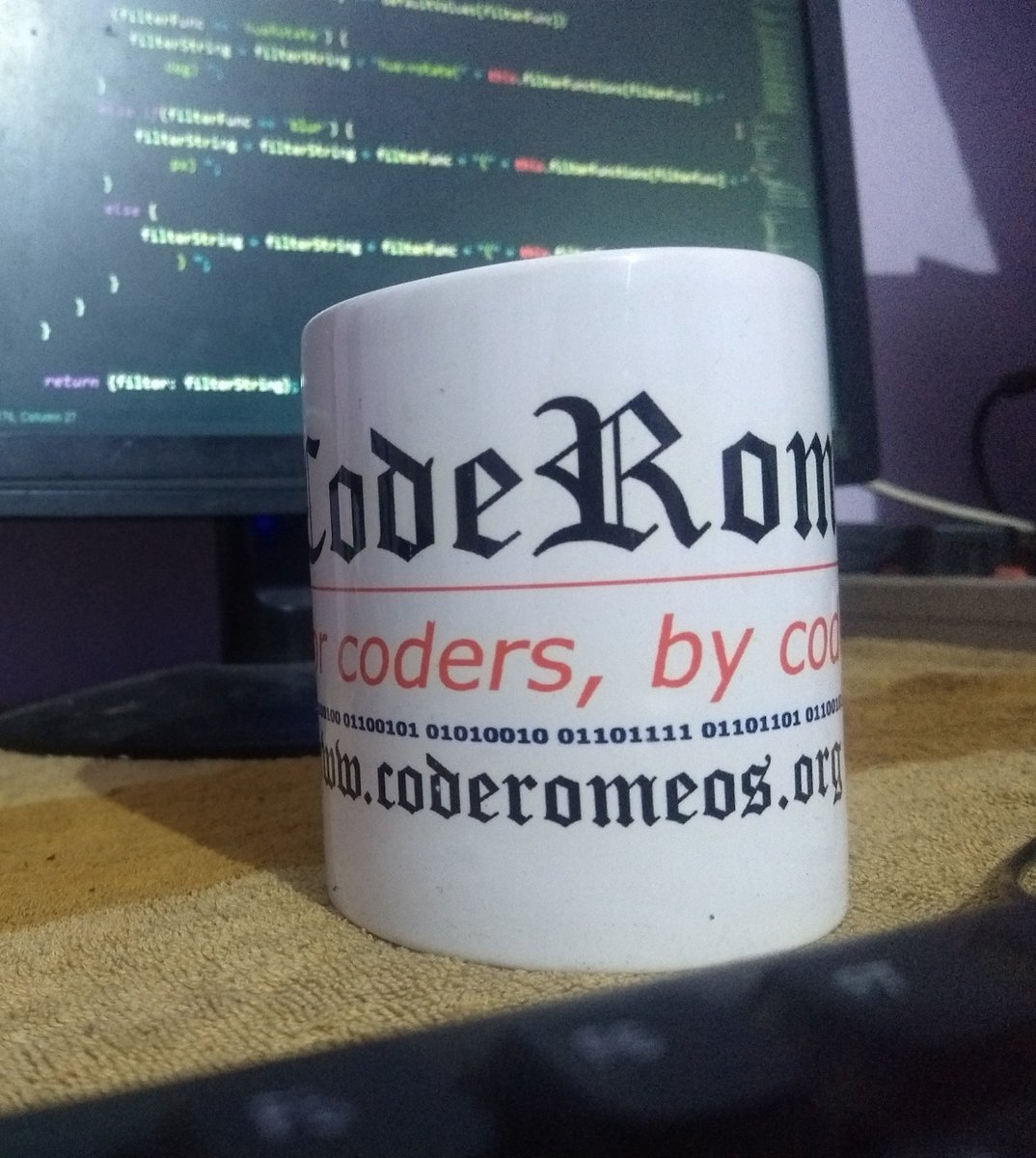 CodeRomeos's tweet image. Thanks, @vibgyor_media for getting us the personalized coffee mug. Cheers!🍺
#CodeRomeos #learntocode