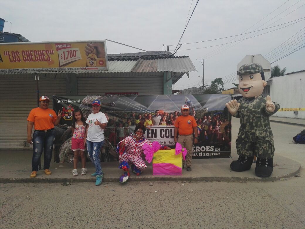 Ejercito_Div6's tweet photo. #HeroesMultimision #Batot20 y #Bicas27 aunan esfuerzos recolectando útiles escolares en sur del país #SomosPasiónPutumayo @Ejercito_CAAID https://t.co/bT82qkqmMQ