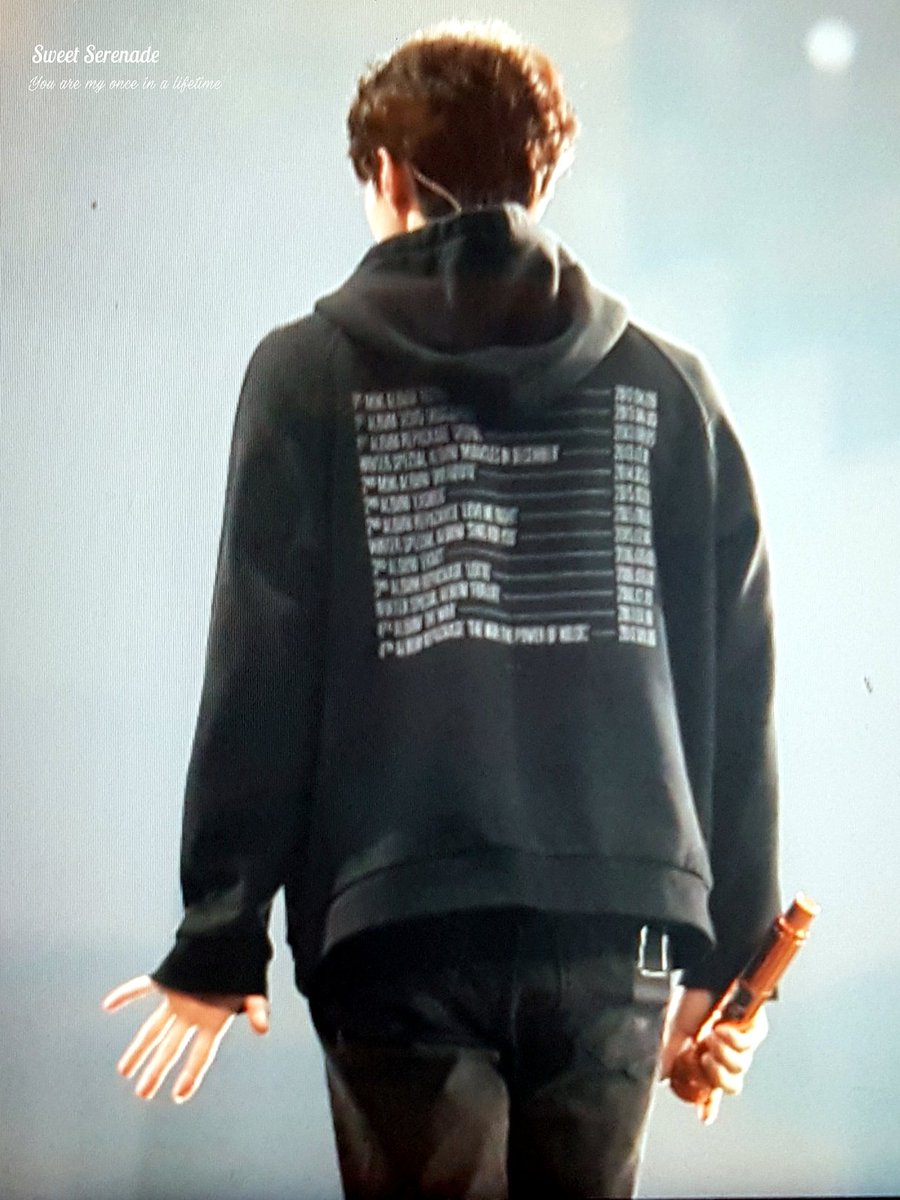 180210 The EℓyXiOn in TAIPEI
#SEHUN #세훈 #セフン #吴世勋 
Hold your hand and never let go.🤝🤝🤝✨