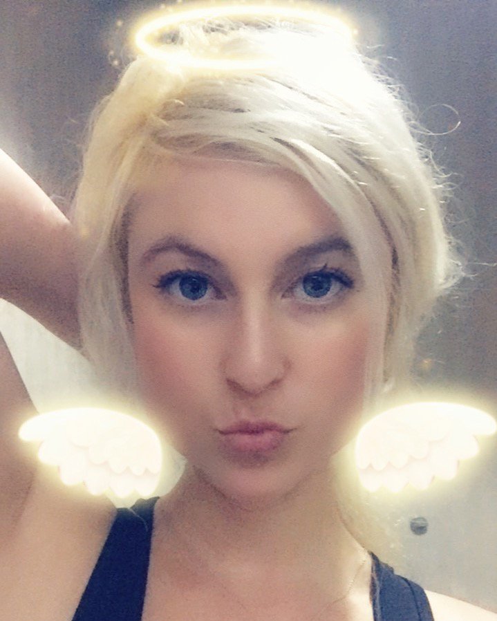 K3llybird's tweet photo. Well. No matter how the big game turned out today I still have a halo, so .... ๐
#accfans #snapchatupdate https://t.co/d0BOGeux1o