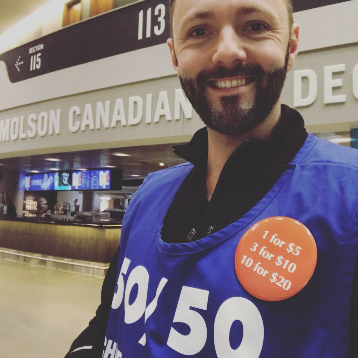 JohnWadeCarter's tweet image. Let’s go Oil Kings... selling 50/50 to benefit the Edmonton REALTORS Charitable Foundation. They do such great work for grass root charities in Edmonton. #yegcharity #yegre #realtorshelp