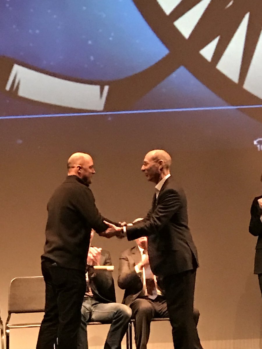 lammags's tweet image. Officially Dr. Herbert! Congratulations, Guy! @HamiltonCollege @guy_hebert @ContinentalPuck #getscrolled #thankyoualbertprettyman