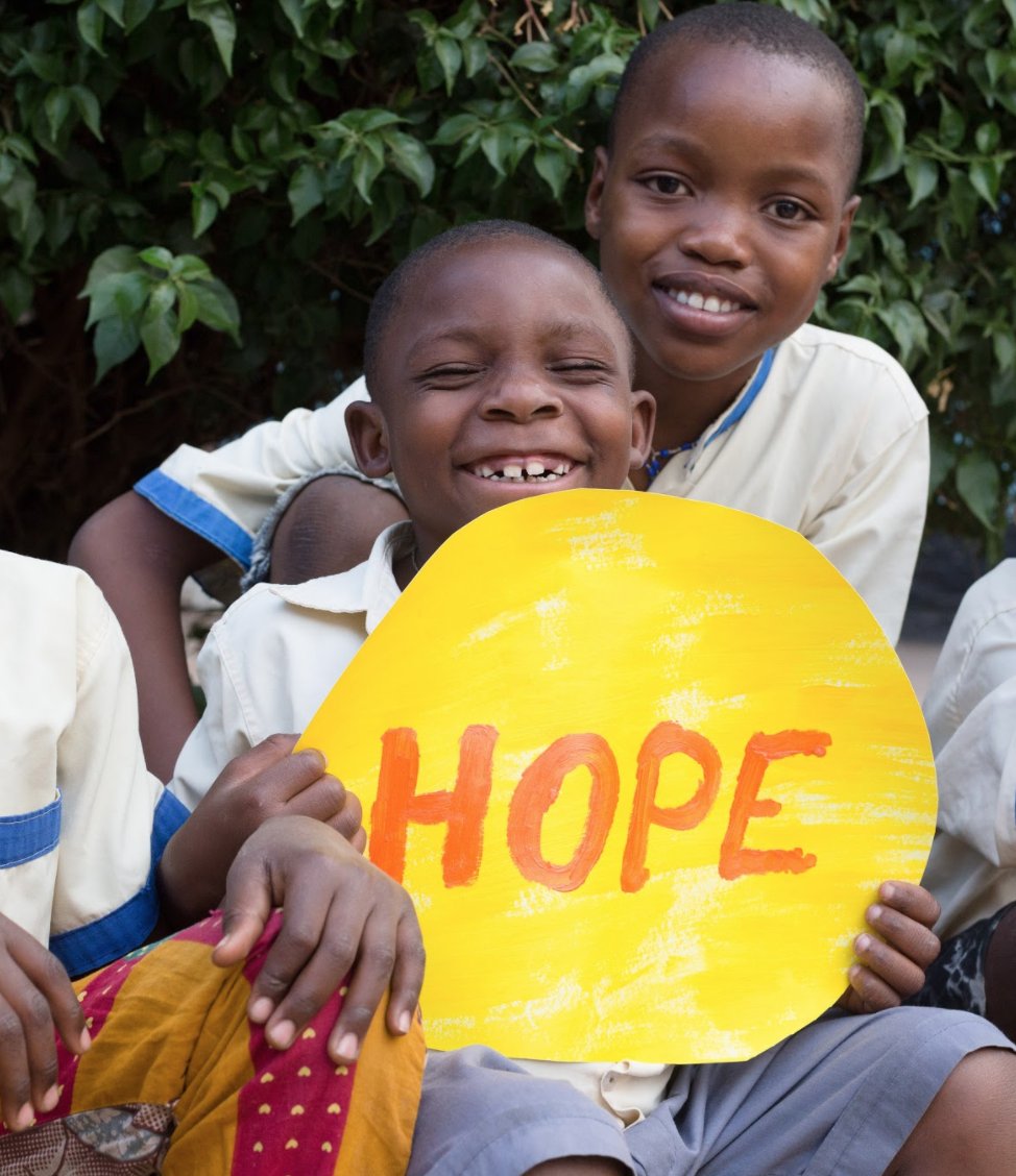 WingsofHopeforA's tweet image. Since 2012, we’ve provided Buterere youth access to education through out Back To School program. You can help too. Learn more about our education project: wingsofhopeforafrica.ca/childrens-welf… #yycgive #causes #nonprofit #socialgood