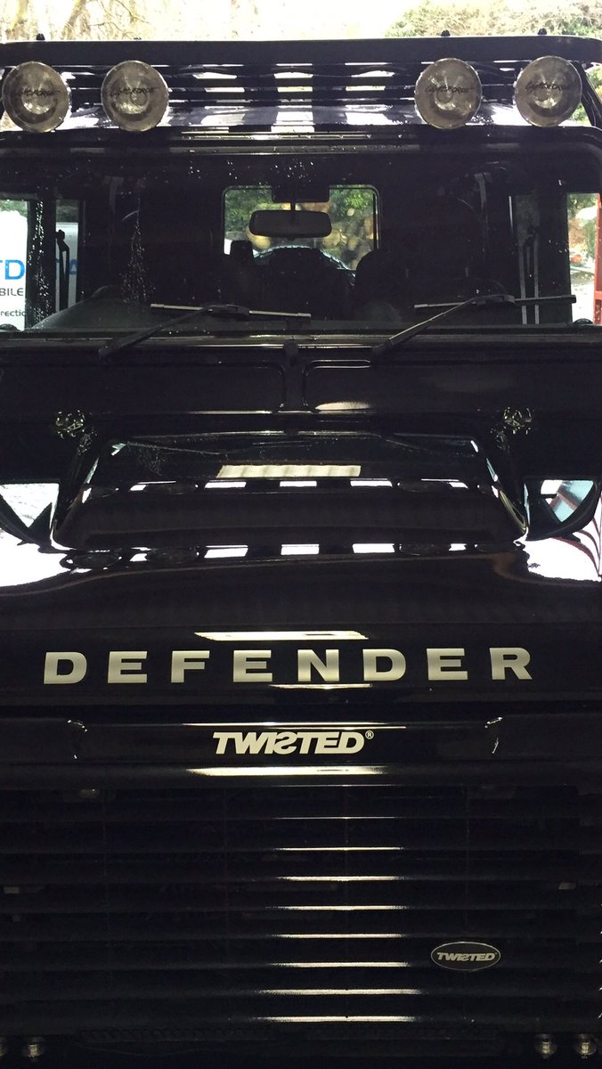 smartdetailuk's tweet photo. Completed Detail on Defender Twisted by @smartdetailuk https://t.co/GhHYZ2q9Z8