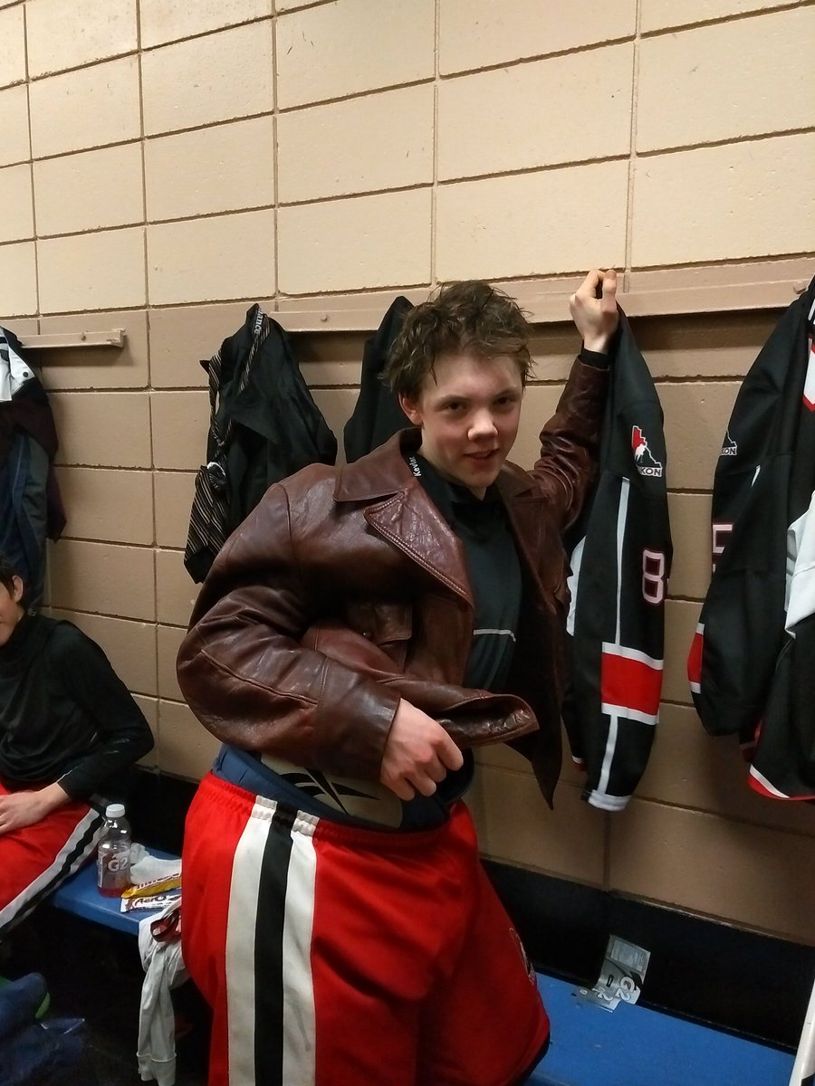HockeyYukon's tweet photo. Smith is Reggie Dunlop player of the game in a 4-2 over Chilliwack. #TrueNorthernPride #HockeyYukon #ChanceOil #DallasSaunders https://t.co/y6nQhXDPr1