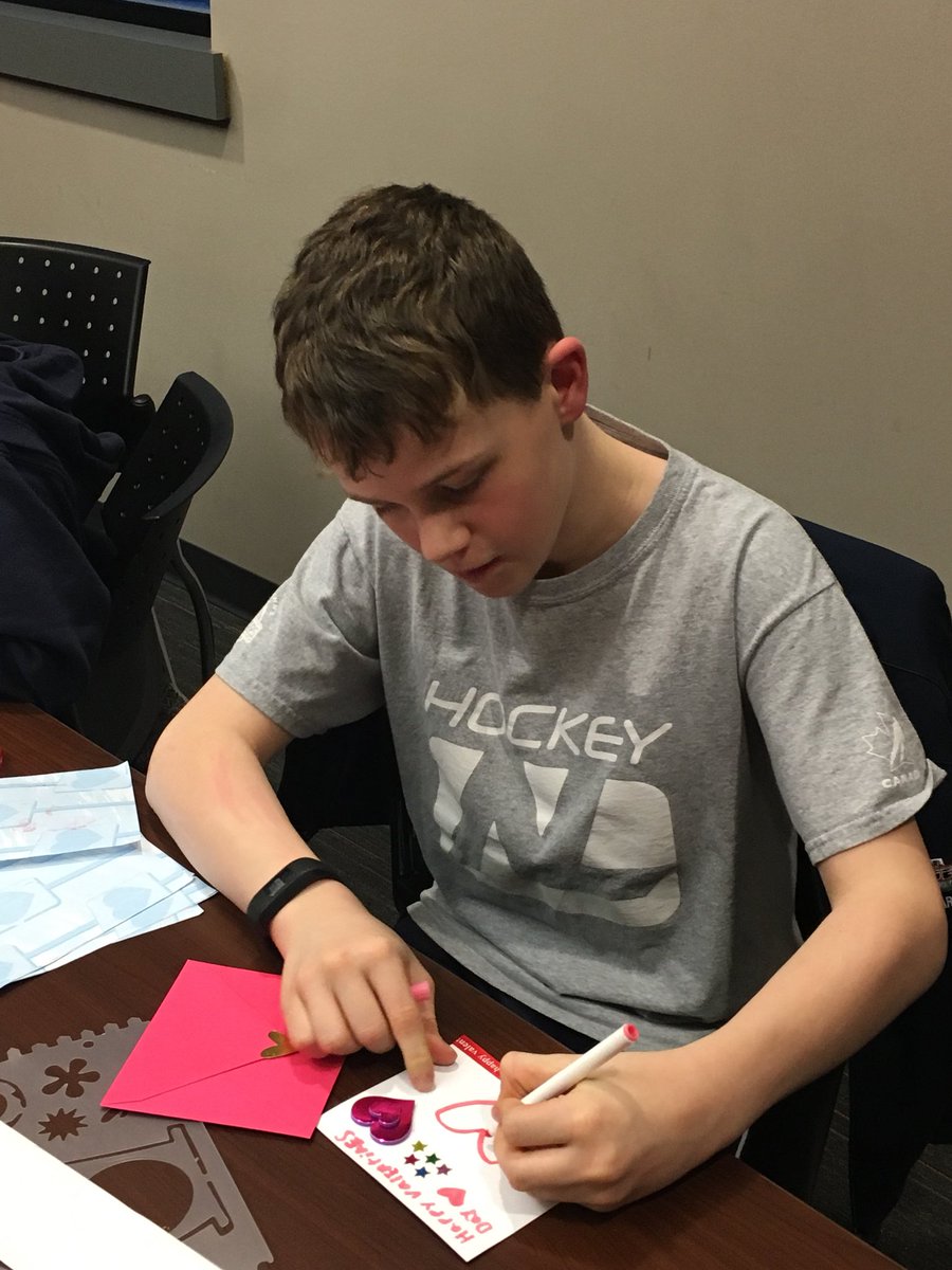 bladesatomA's tweet photo. Working together making Valentine’s Day Cards for Project Kindness #givingback #teamwork @MtPearlBlades https://t.co/CWJcTDJSFR