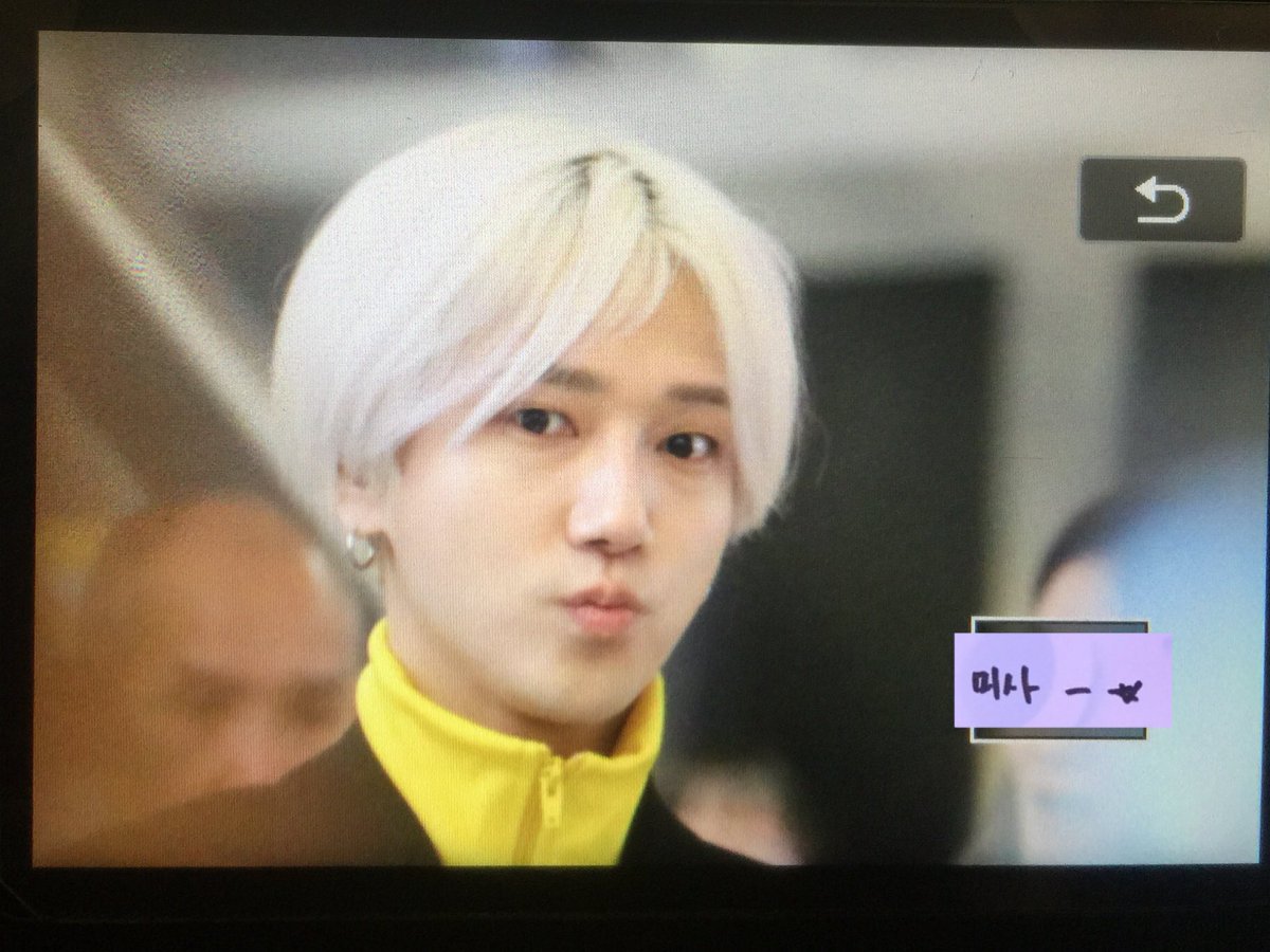 worldwmisa's tweet photo. @shfly3424 【20180211 Preview 홍콩 출국 】arrived at HK #예성 #슈퍼주니어 #Yesung #イ���ソン #SuperJunior #예성 @shfly3424 https://t.co/lhYi9niKAZ