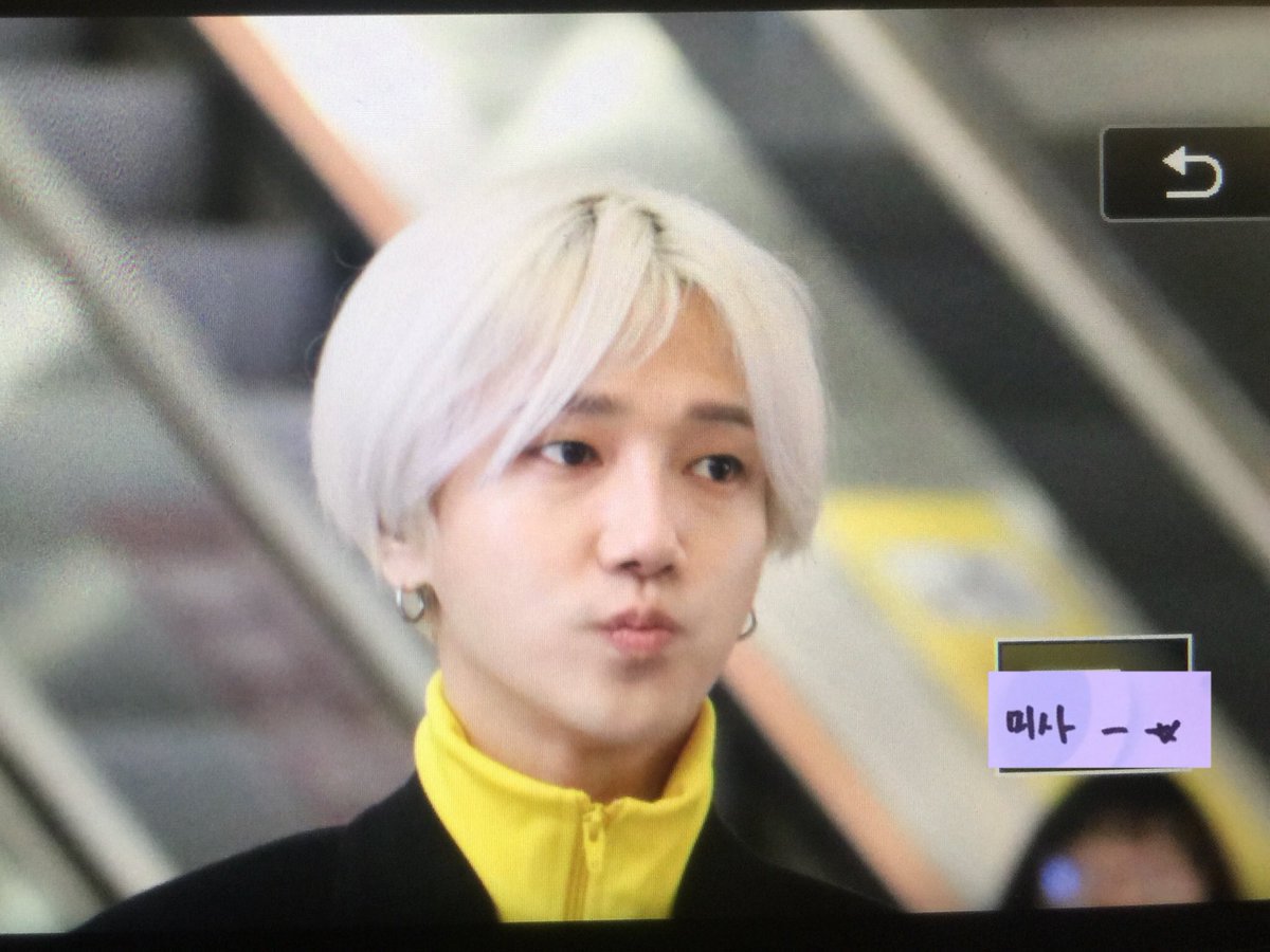 worldwmisa's tweet photo. @shfly3424 【20180211 Preview 홍콩 출국 】arrived at HK #예성 #슈퍼주니어 #Yesung #イ���ソン #SuperJunior #예성 @shfly3424 https://t.co/lhYi9niKAZ