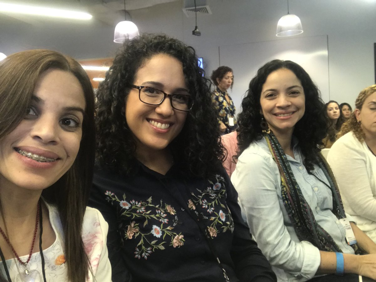 meralismorales's tweet photo. Adquiriendo conocimientos para nuestras redes! #PRBC #reConnections
#PRBloggerCon
@Itziamonique @MamaEduca https://t.co/V04xG1DtyQ