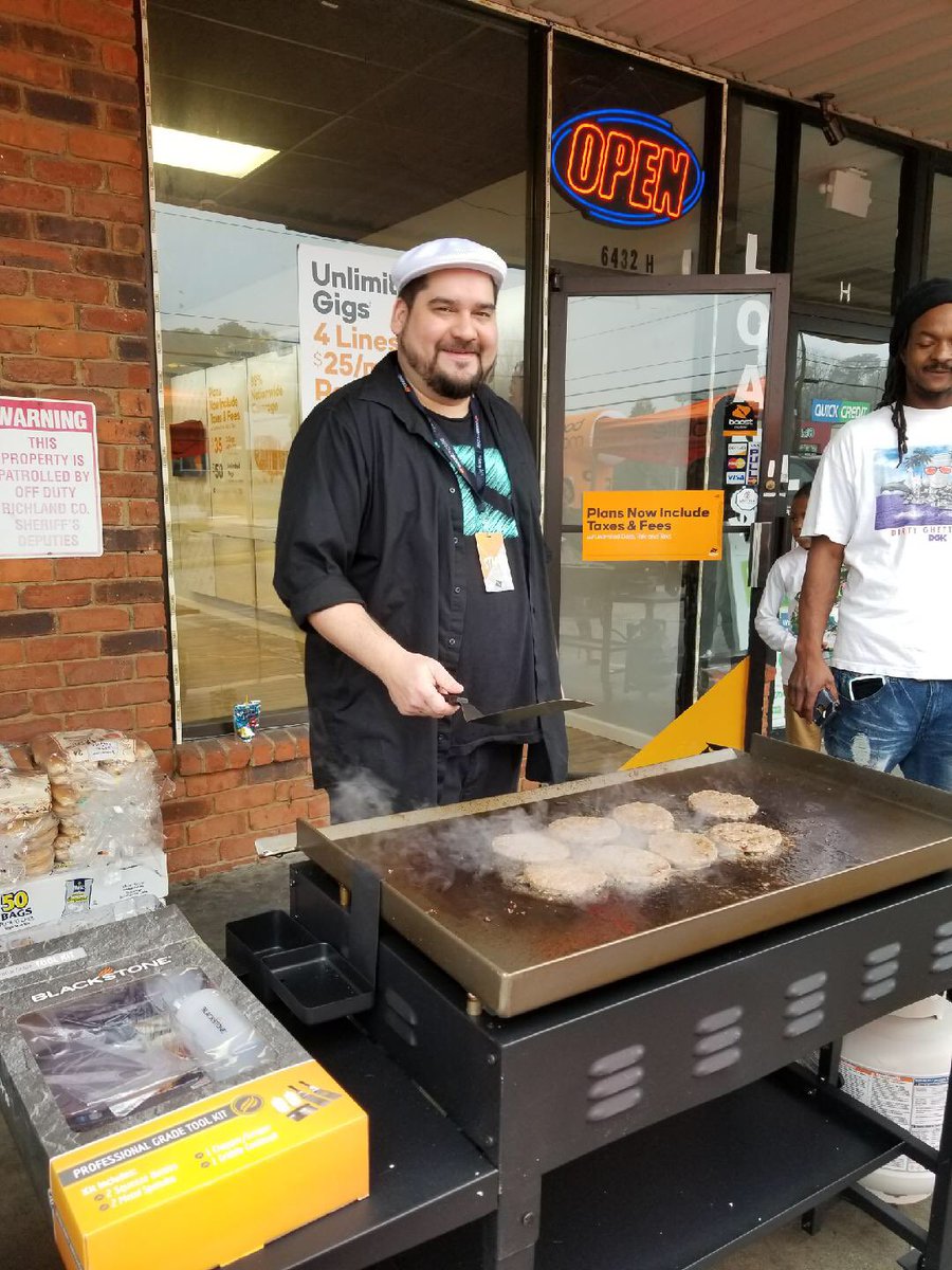tkirk44's tweet image. Another DJ event at Cellular Xperts two Notch rd. Ben is a happy camper on the grill. @shawnatspg @Allison_AWi @chrisawiusa @ThomasSPG