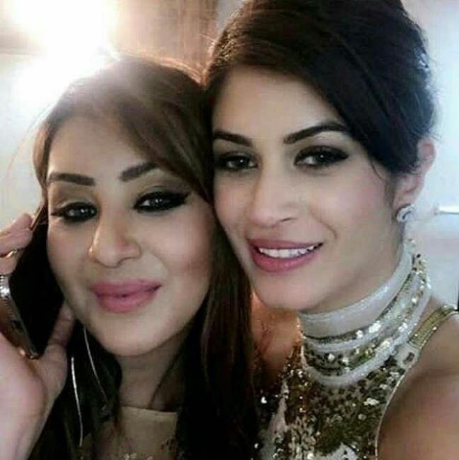 TahaMallick31's tweet photo. @ShindeShilpaS @BandgiK Happy birthday @BandgiK https://t.co/aSEYXrhHHA