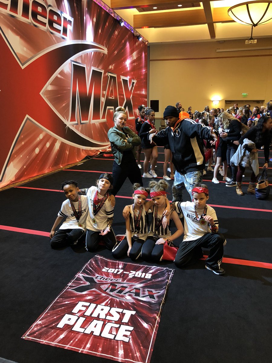 hannacadek's tweet photo. We won!! #soexcited #hiphop #FLDS #cheermax #FirstPlace https://t.co/oiVTwosYM4