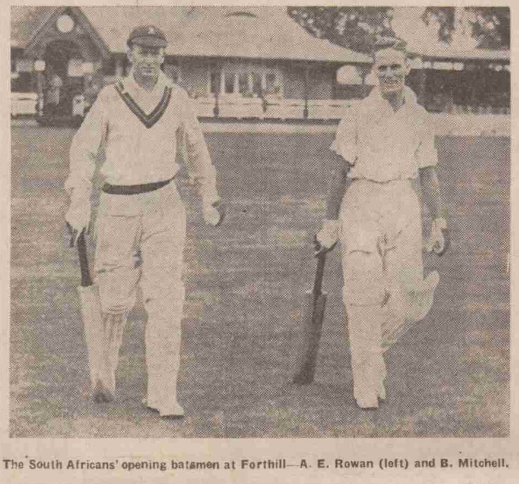 ScottyCricket's tweet photo. #Year1935 @CricketScotland v @OfficialCSA Openingbats for #Springboks but chance to show off old #Pavilion at #Forthill @the_forfs It was built from monies given by #WRSharp who skippered the side for 40 years and whose memory lives on in WR Entrance Gates @DAAcricket https://t.co/3ASMWythpX