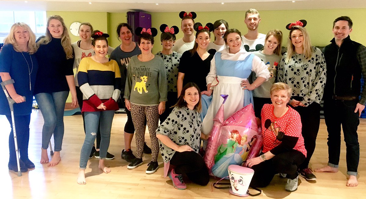 Belle (Alice) and her amazing hens for #Disney #henparty in #Bristol ! <a href="/AliceMaryLilyB/">Alice</a> <a href="/CheerleadingCo/">Cheerleading Company</a> #Chip #BeOurGuest #CheerCoHens