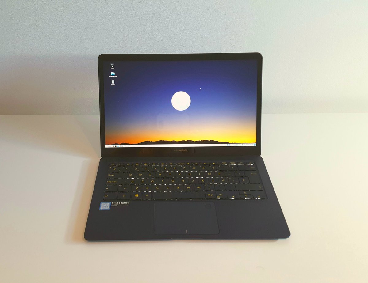 JoanEsMarti's tweet photo. Después del chasco con el #MSI #gs60 me he decidido por un #Asus #ZenBook por el momento muy satisfecho 😊 https://t.co/UbwQFjqchj