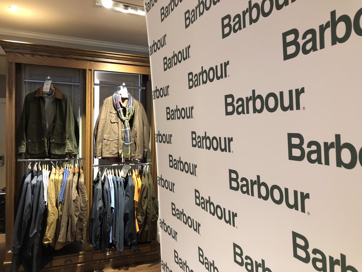 mashbooths's tweet photo. #barbourdogs https://t.co/shKg7a1mrv