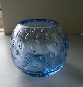AshhCollectable's tweet photo. #40s #Vintage #Whitefriars #SaphireBlue #GlassVase with #controlledbubble design #Designed by #WilliamWilson Pat.9293 https://t.co/ynCUi3dv6H via @eBay_UK https://t.co/B7waPJDrUL