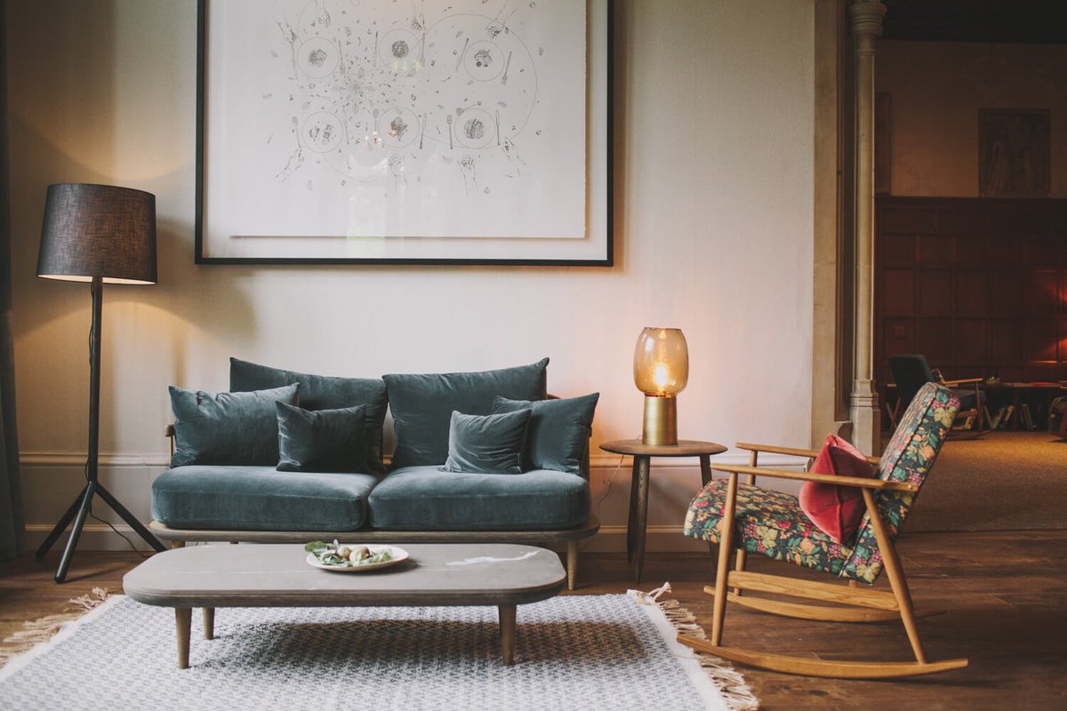 HamptonManor's tweet photo. The 8th guest is Ilse Crawford, for her visionary approach to design + creating living spaces: "environments where humans feel comfortable; public spaces that make people feel at home and homes" #DinnerPartyQuestion https://t.co/Zbiu4ZdmNJ https://t.co/o1XM91W7RS