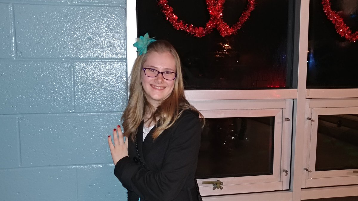 AydenMiddle's tweet image. @AydenMiddle The Annual Sweetheart Dance. Thanks parents, teachers and students for a great time!