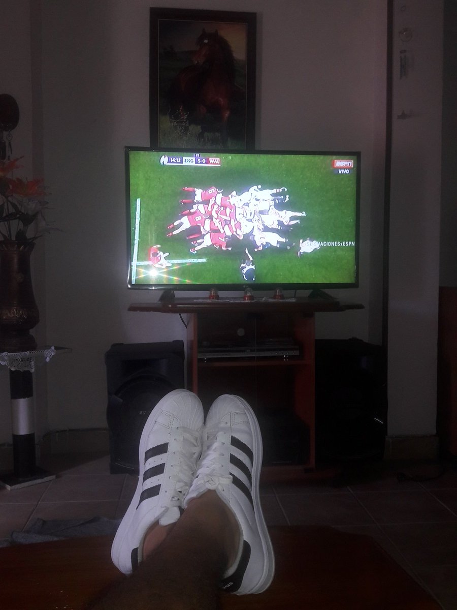 GustavoNavEdFis's tweet photo. Inglaterra pura Intensidad,  saludos desde Salta #SEISNACIONESxESPN https://t.co/VgflLXP8bB