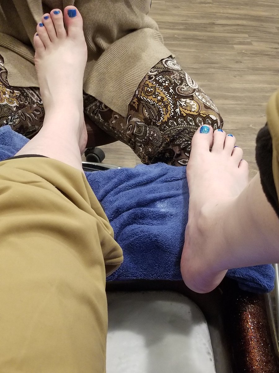 Content from feetnheels84