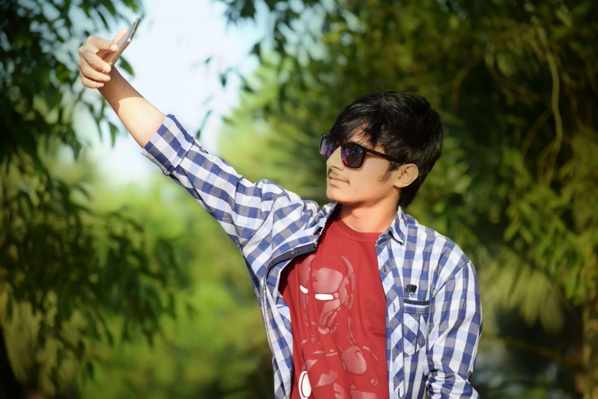 RumanSheikh20's tweet photo. #selfie https://t.co/gXDBfWH452