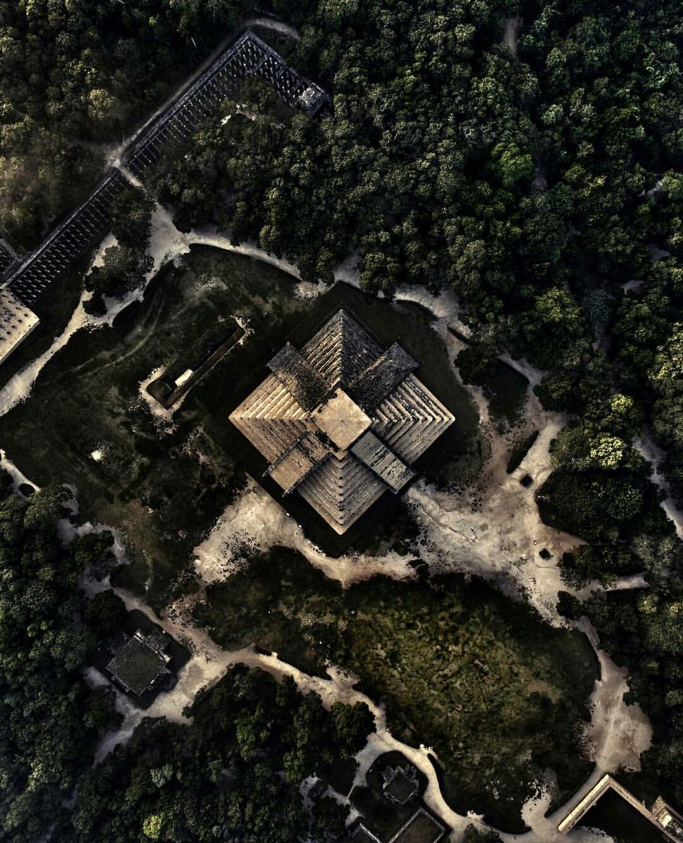 edificiosmayas's tweet photo. Les quiero desear un excelente sabado queridos amigos, con mi foto favorita del templo de Kukulcán #ChichenItza

Foto: Cesar Mendiburu https://t.co/v6akVI1aQq