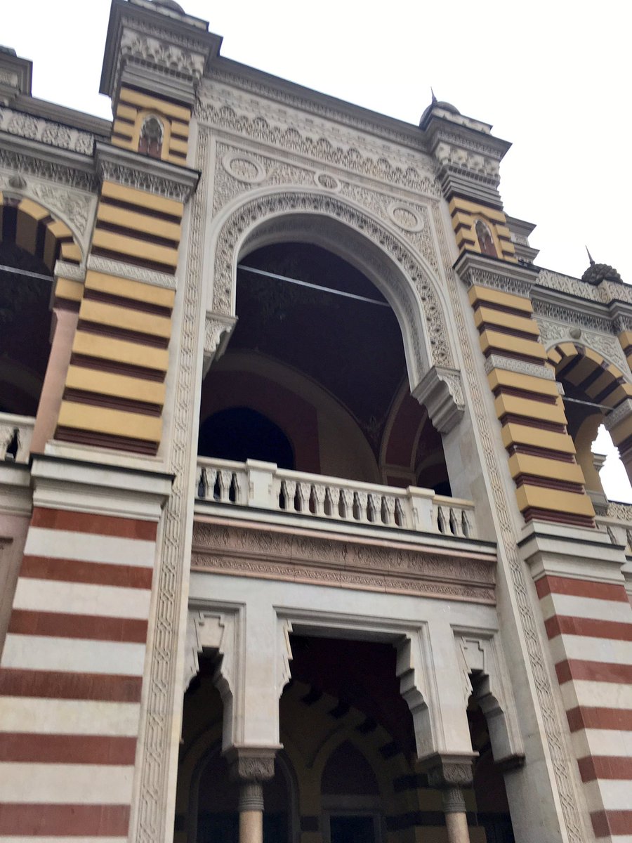 OmgFmlPeople's tweet photo. Some of the architecture of Tbilisi's golden age. https://t.co/YJXy2JtpiK