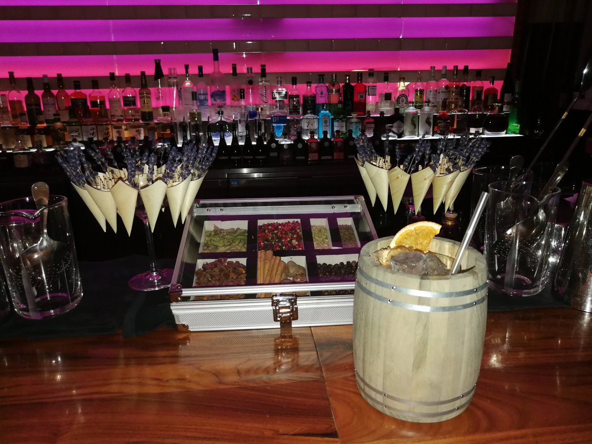 bartenderfabio's tweet photo. Gin palaces cocktail from the  #newmenu at Maze bar @mazerestaurant @mazegrill https://t.co/zbVuYwLUSb