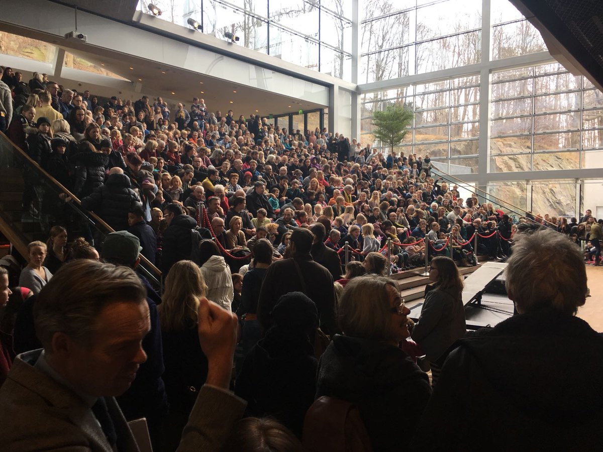 Kossmanndejong (@kossmanndejong) on Twitter photo What an #opening of 'A World of Feathers' <a href="/Varldskultur/">Världskulturmuseet</a> today, really busy and enthusiastic crowd! What an #opening of 'A World of Feathers' <a href="/Varldskultur/">Världskulturmuseet</a> today, really busy and enthusiastic crowd!