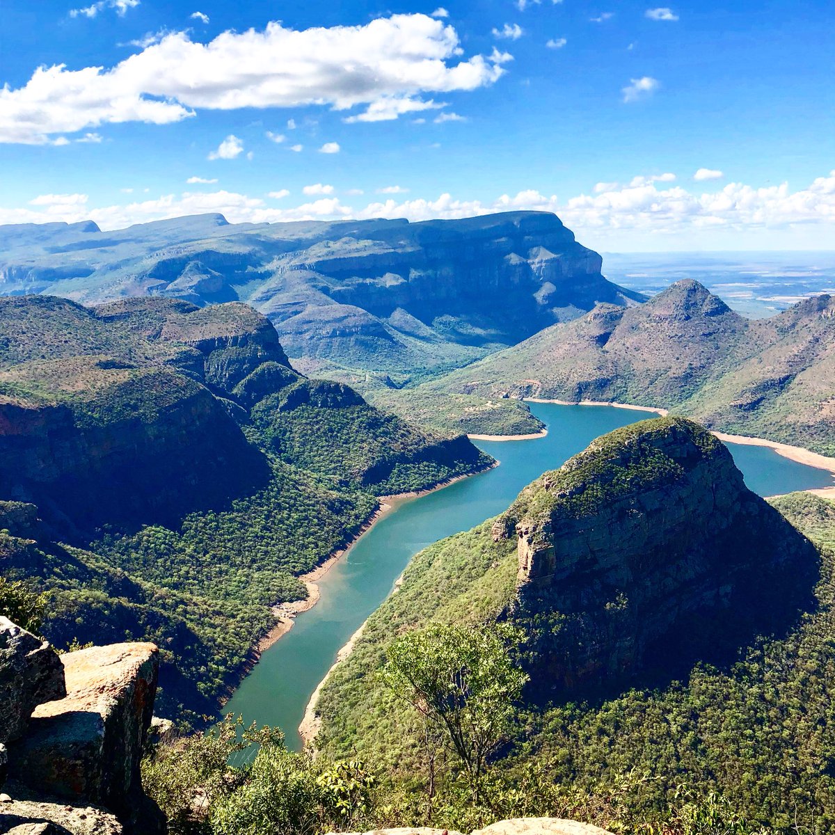 TheeMbaliNkosi's tweet photo. We live in a beautiful country 😍 #mpumalanga #naturalviews #shortleft #southafrica https://t.co/1GGkDNk5nR