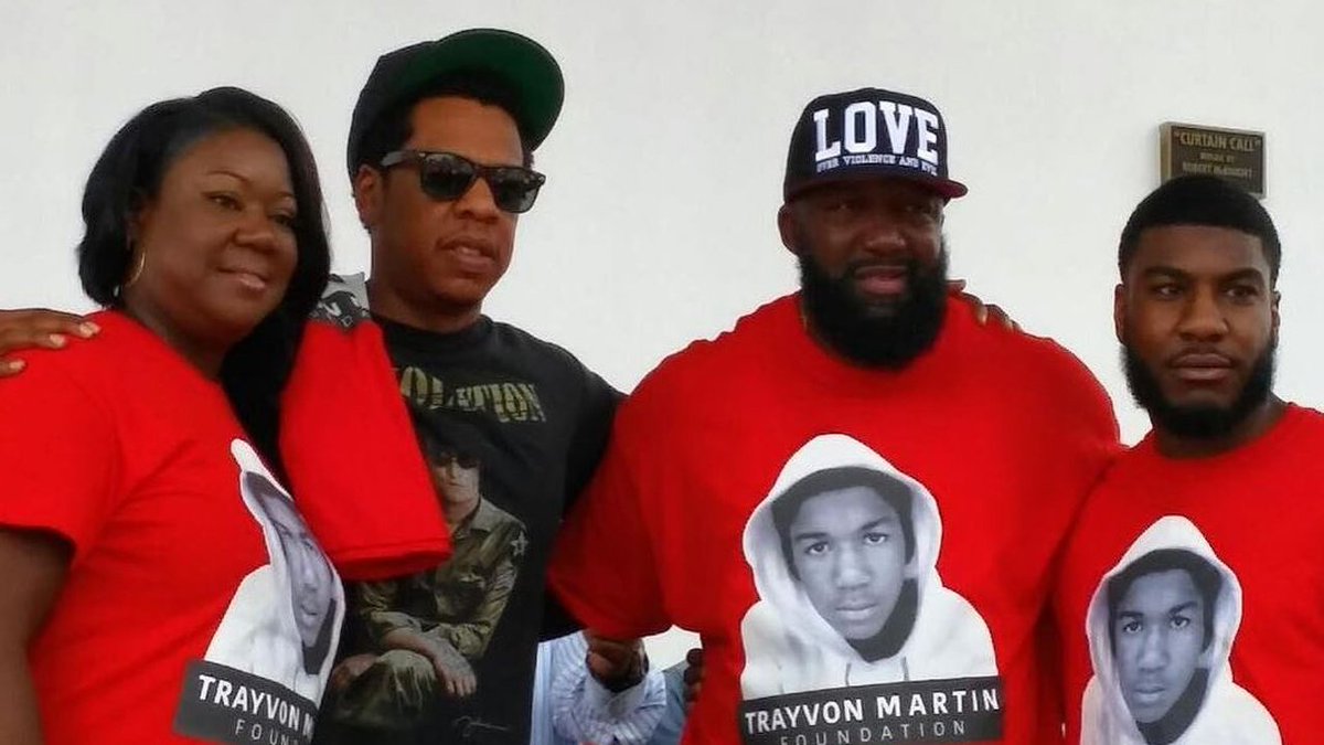 Jay Z (.@S_C) lends support to #TrayvonMartin peace walk in Miami Gardens bit.ly/2G3Ft7e https://t.co/Y95gKSbcDE