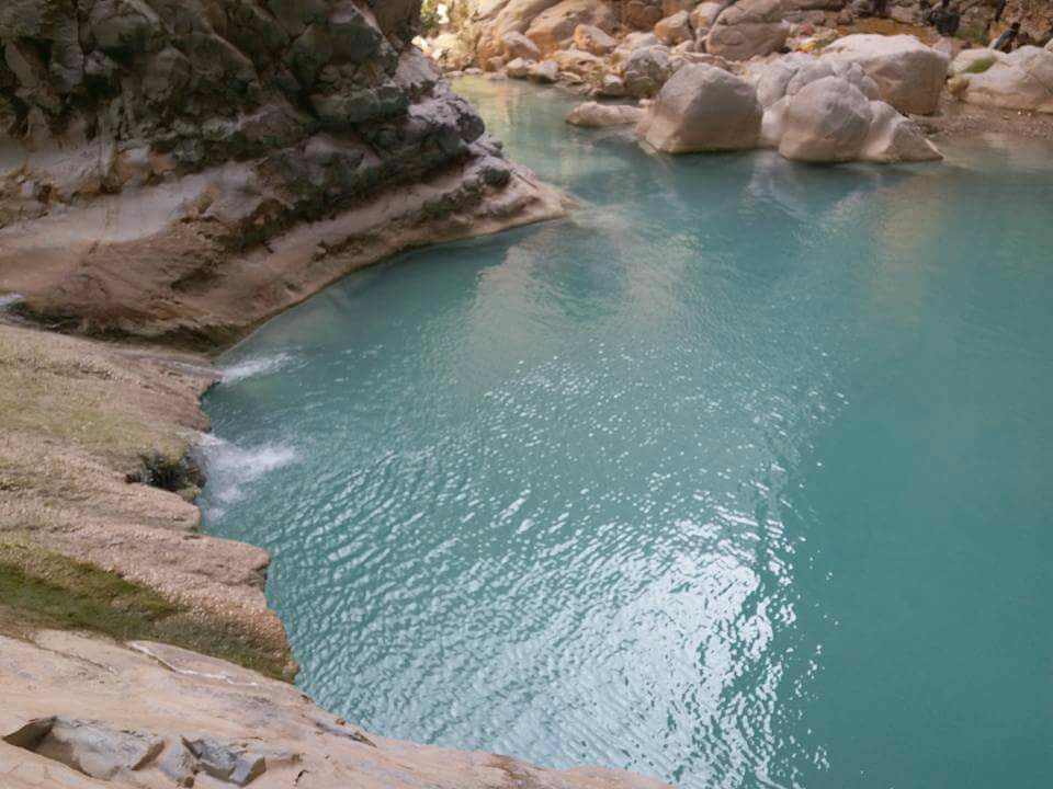 discoverbaloch's tweet photo. On earth there is no heaven, but there are pieces of it.
.
Mesmerizing Beauty of Charoo, Khuzdar, #Balochistan
PC: Nadir Khan
.
#Charoo #DiscoverBalochistan @zehri_Rubina @EhsaanMeer @mansoormansay @HemnaBaloch @atiqkurd @PakistanNature @Senator_Baloch https://t.co/yLvr7cylxq