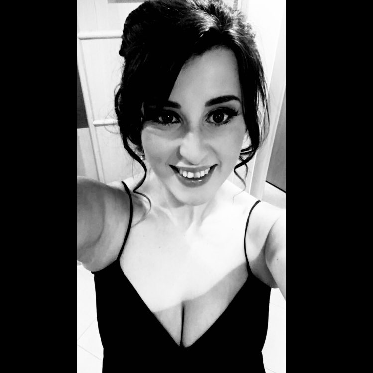 danielleR686's tweet photo. #NewProfilePic https://t.co/i8x3NgcnUt