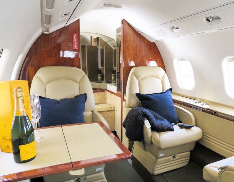 jetawaycharters's tweet image. Cheers to the weekend 🥂🛩👍🏻 
#JetAwayCharters #highlife #jetlife #flyprivate #luxurylifestyle #highend  #weekend #getaway #photooftheday #viewoftheday #airplane #jets #justaviation  #planes #luxuryblog #vacation 
#privatejet #pj #luxury  #miami #lasvegas #vegas #losangeles