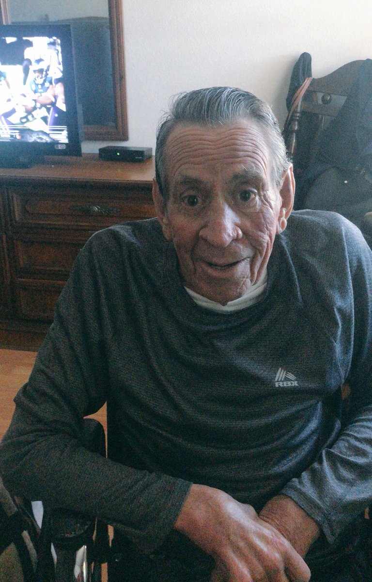 AzarFede's tweet image. “Peina a tu abuelo Federico” 🤘🏻🤘🏻